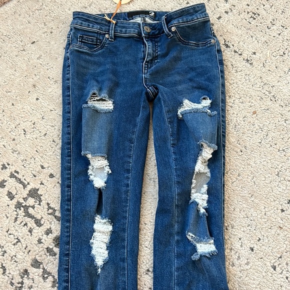 Dark blue jeans - Picture 2 of 5